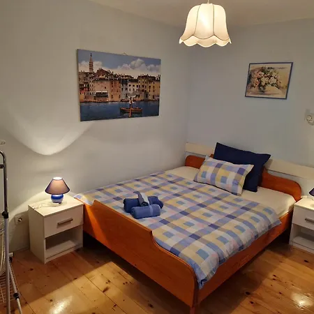 Apartment Seven - Two-bedroom